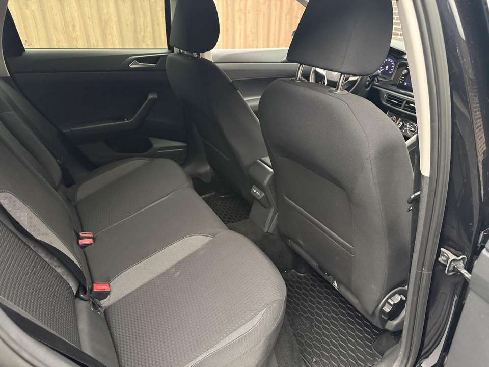 Volkswagen Polo - Imagem 19