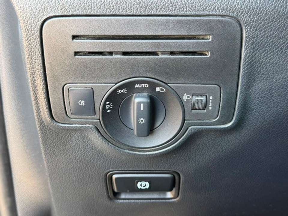 Mercedes-Benz Vito - Imagem 10