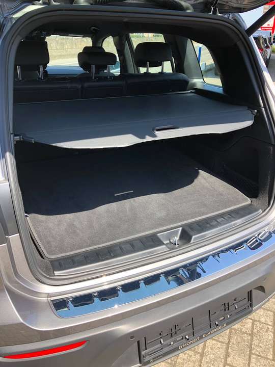 Mercedes-Benz EQB 250 - Imagem 10