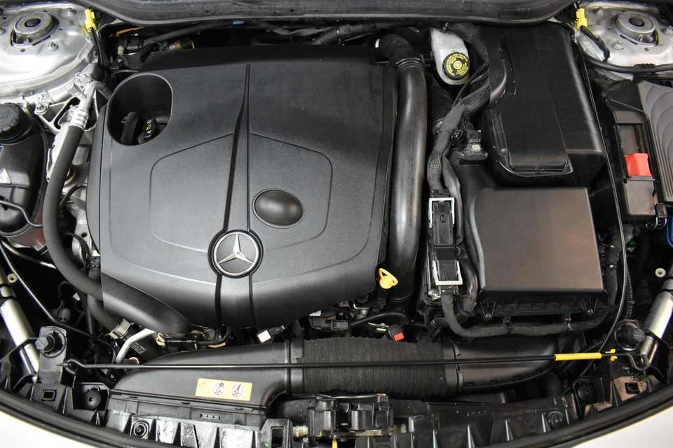 Mercedes-Benz CLA 200 - Imagem 12