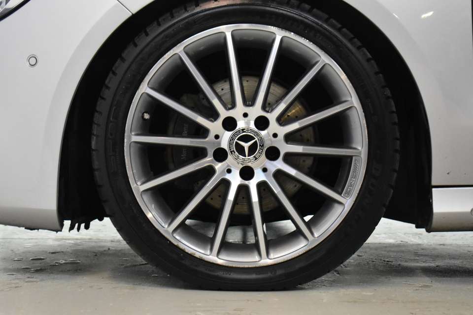 Mercedes-Benz CLA 200 - Imagem 13
