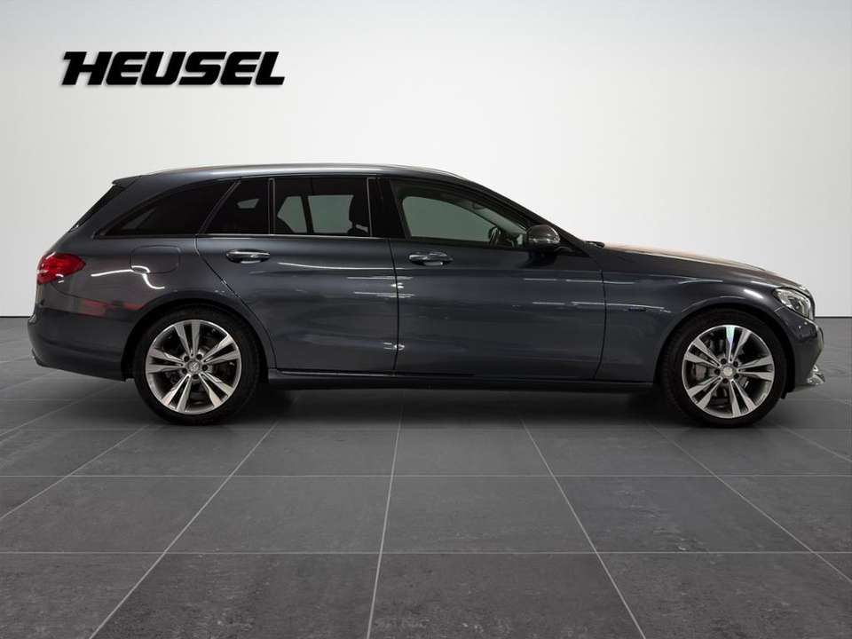 Mercedes-Benz C 250 - Imagem 4