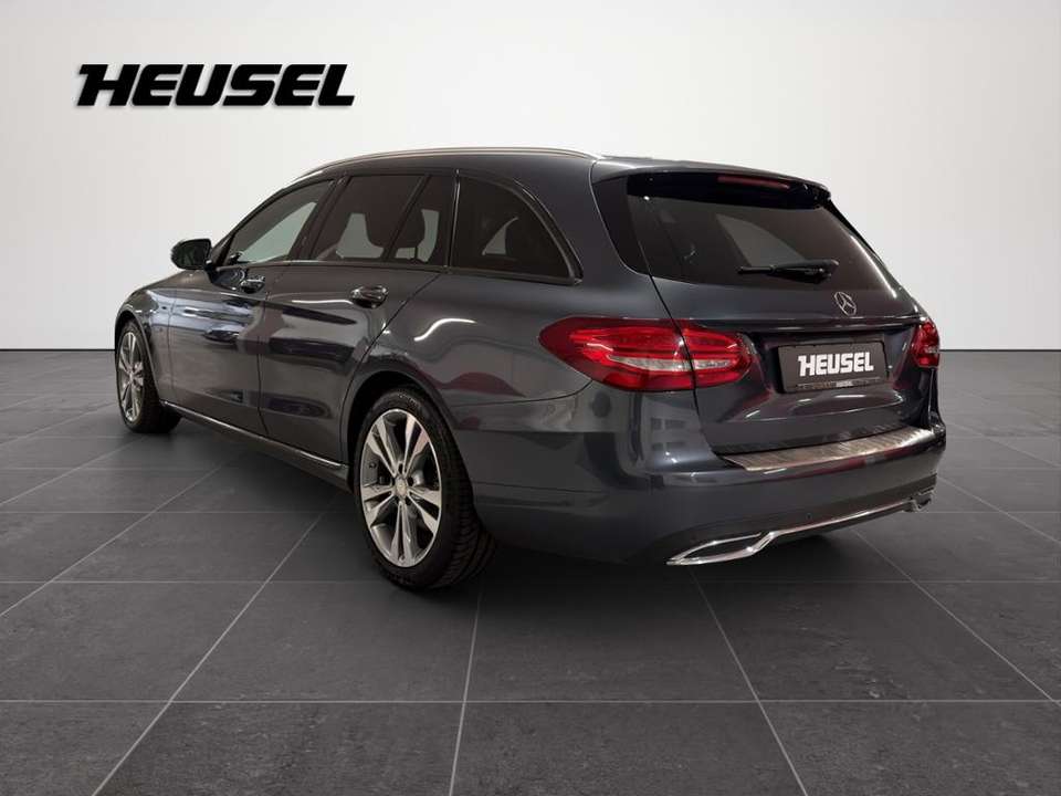 Mercedes-Benz C 250 - Imagem 7