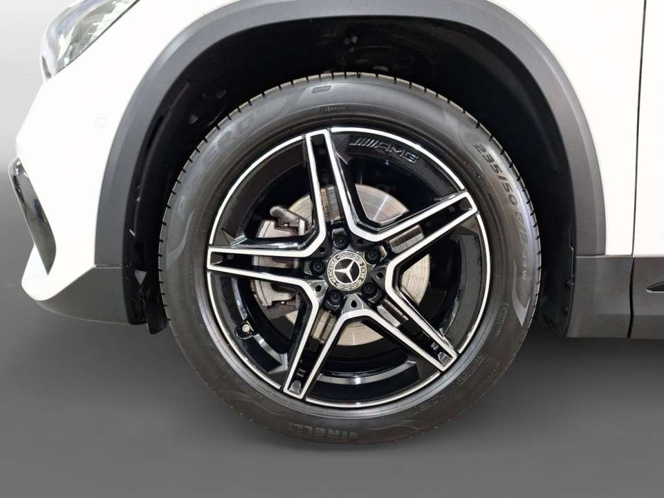 Mercedes-Benz GLA 250 - Imagem 9