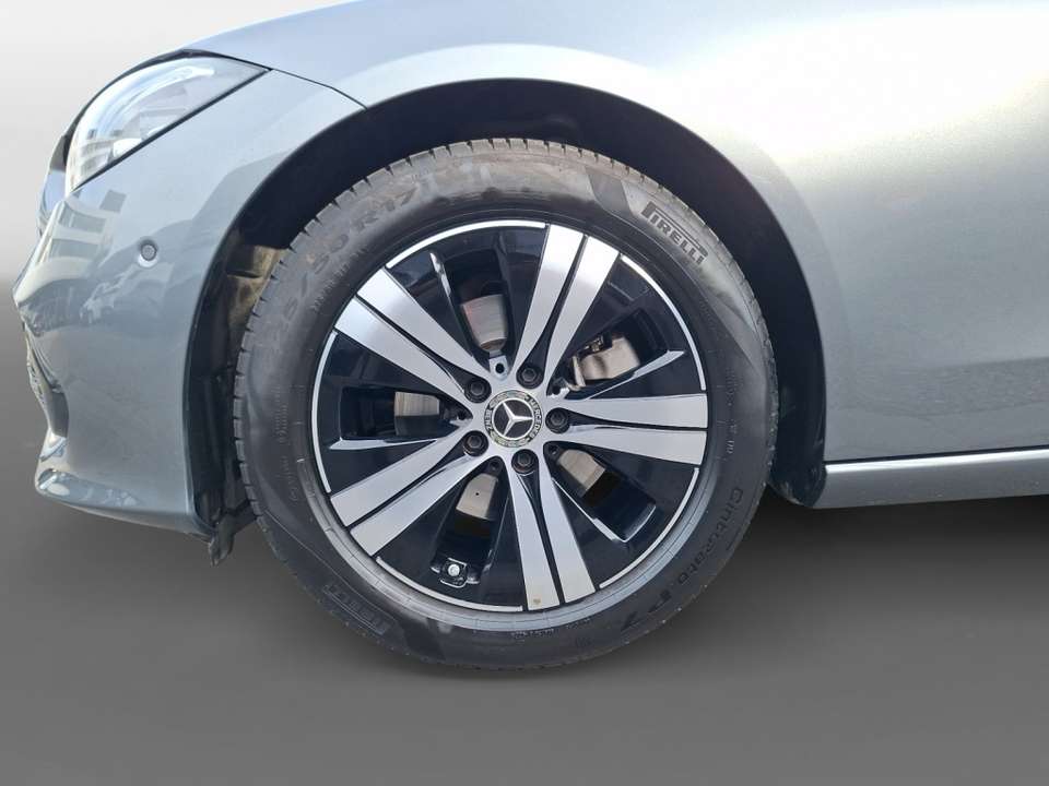 Mercedes-Benz C 180 - Imagem 9