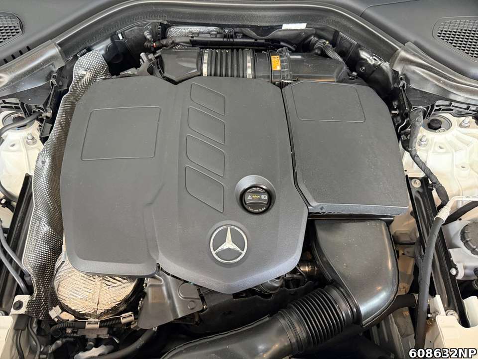Mercedes-Benz GLC 300 - Imagem 7