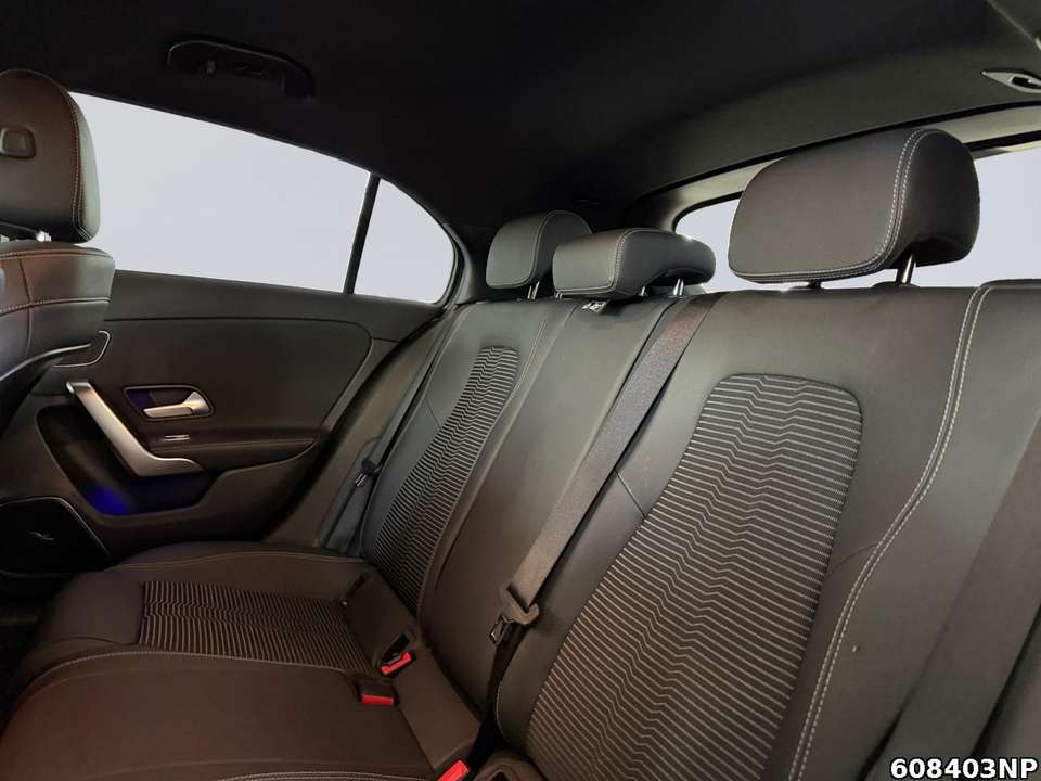 Mercedes-Benz A 200 - Imagem 8