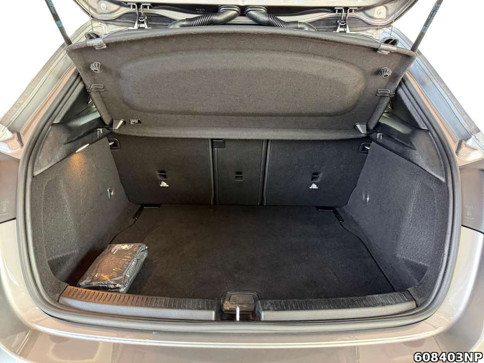 Mercedes-Benz A 200 - Imagem 12