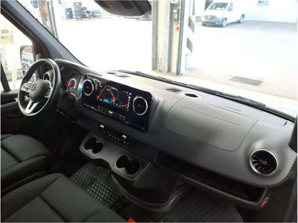 Mercedes-Benz Sprinter - Imagem 5