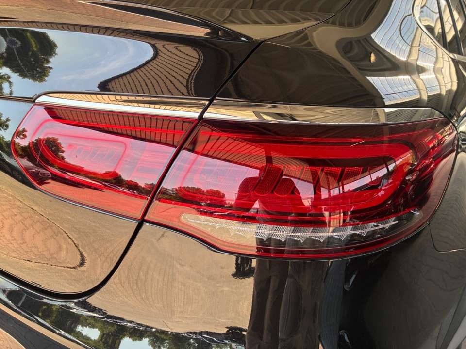 Mercedes-Benz GLC 220 - Imagem 10