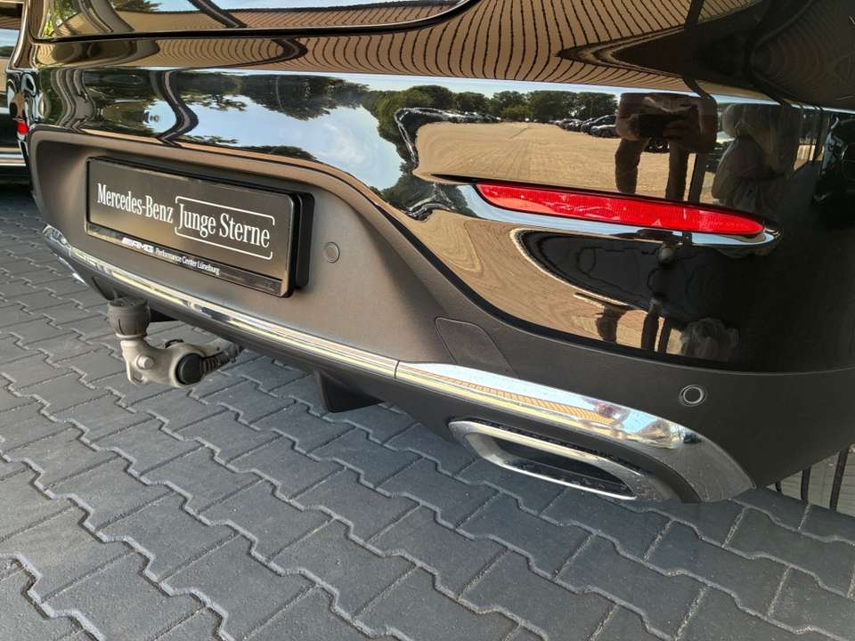 Mercedes-Benz GLC 220 - Imagem 11