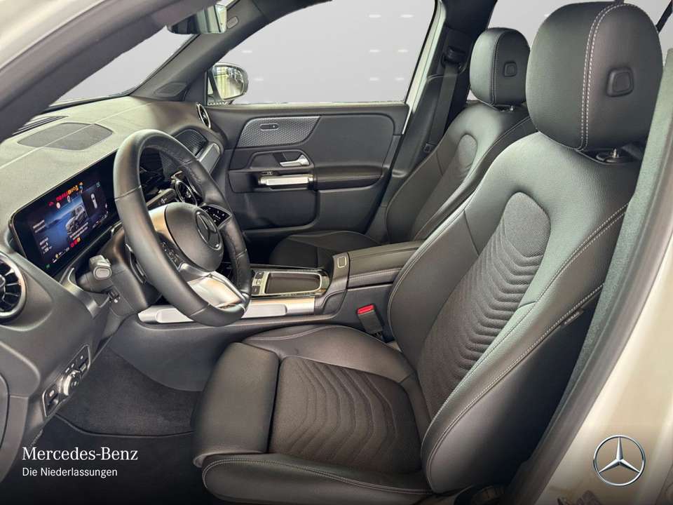 Mercedes-Benz GLB 250 - Imagem 11