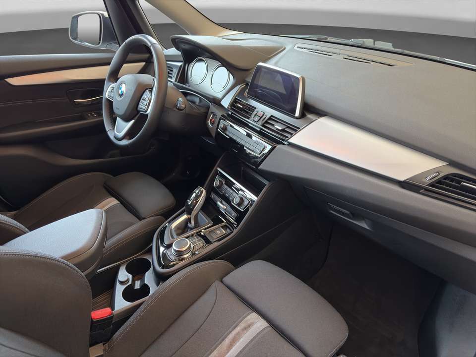 BMW 218 - Imagem 12