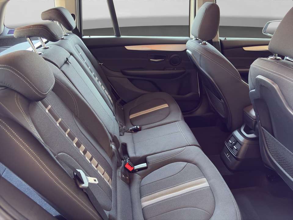 BMW 218 - Imagem 15