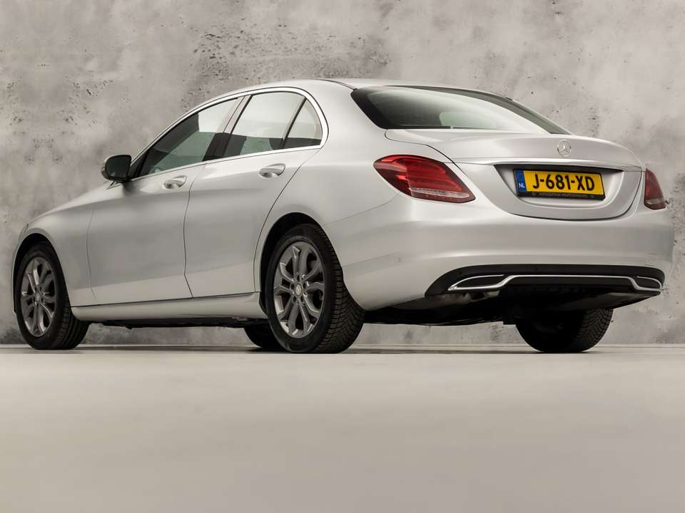 Mercedes-Benz C 180 - Imagem 3