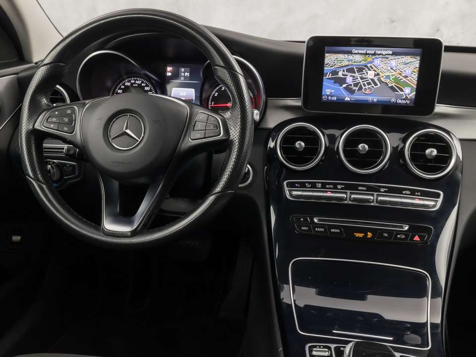 Mercedes-Benz C 180 - Imagem 7