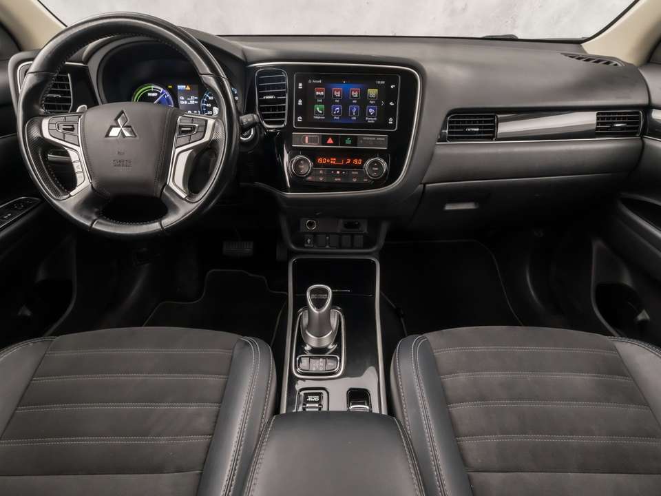Mitsubishi Outlander - Imagem 6