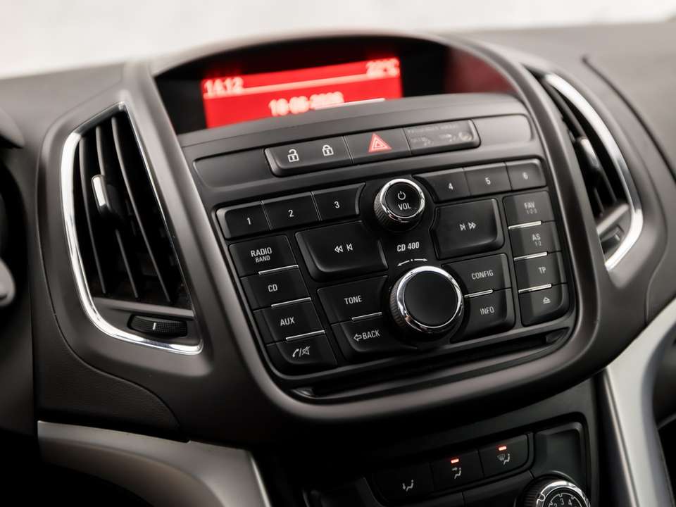 Opel Zafira Tourer - Imagem 9