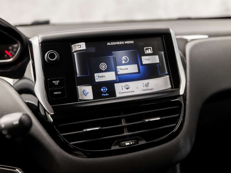Peugeot 208 - Imagem 8