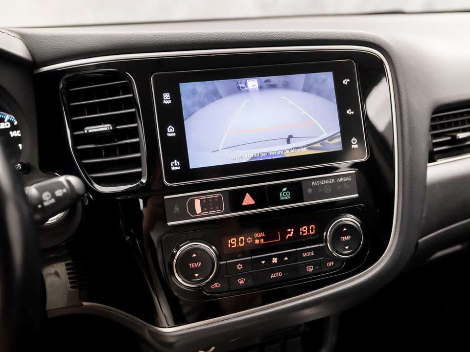 Mitsubishi Outlander - Imagem 12
