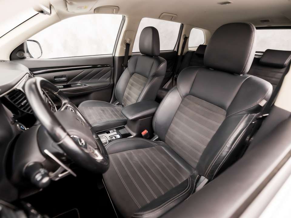 Mitsubishi Outlander - Imagem 13