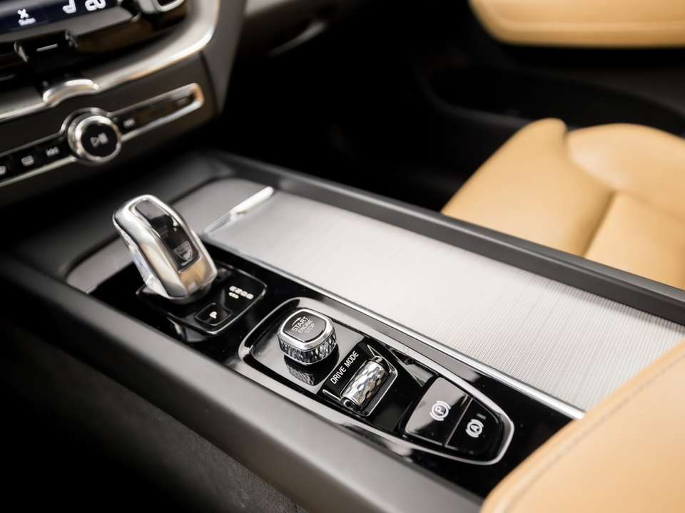 Volvo XC60 - Imagem 12