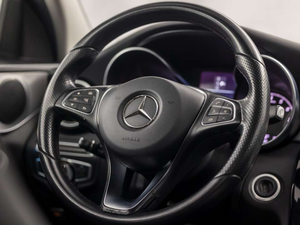 Mercedes-Benz C 180 - Imagem 18