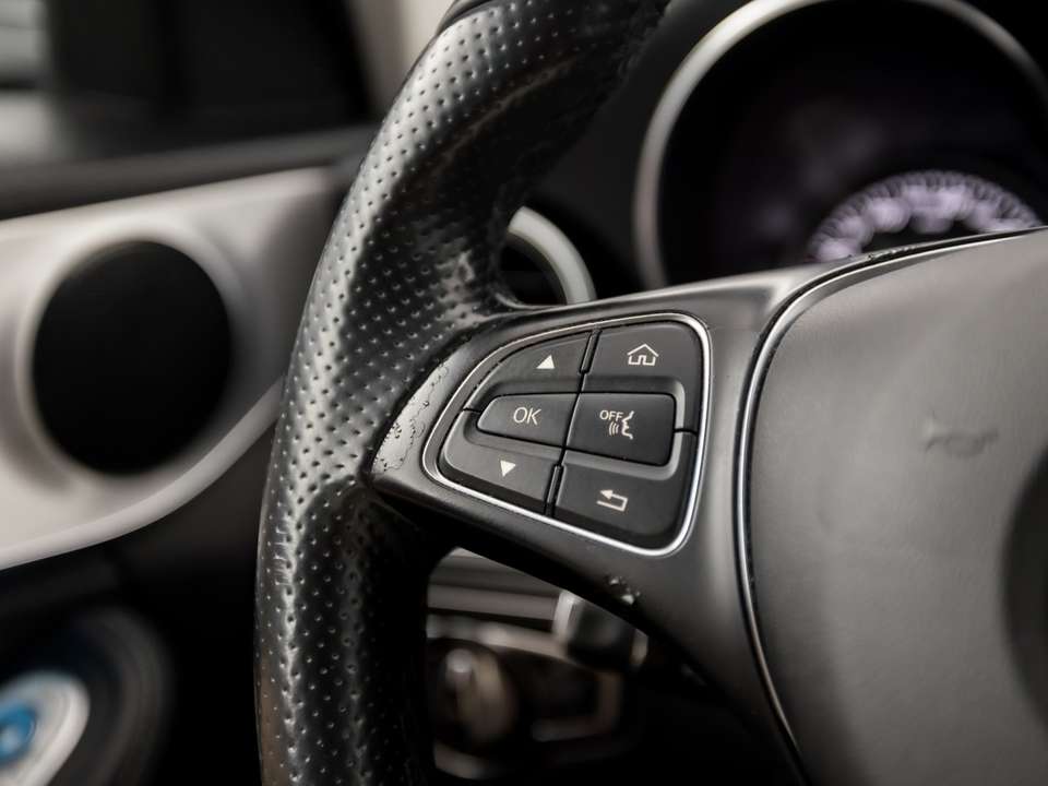Mercedes-Benz C 180 - Imagem 19