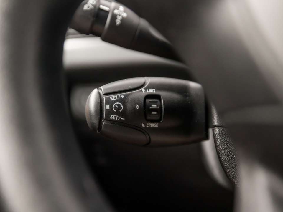 Peugeot 208 - Imagem 18
