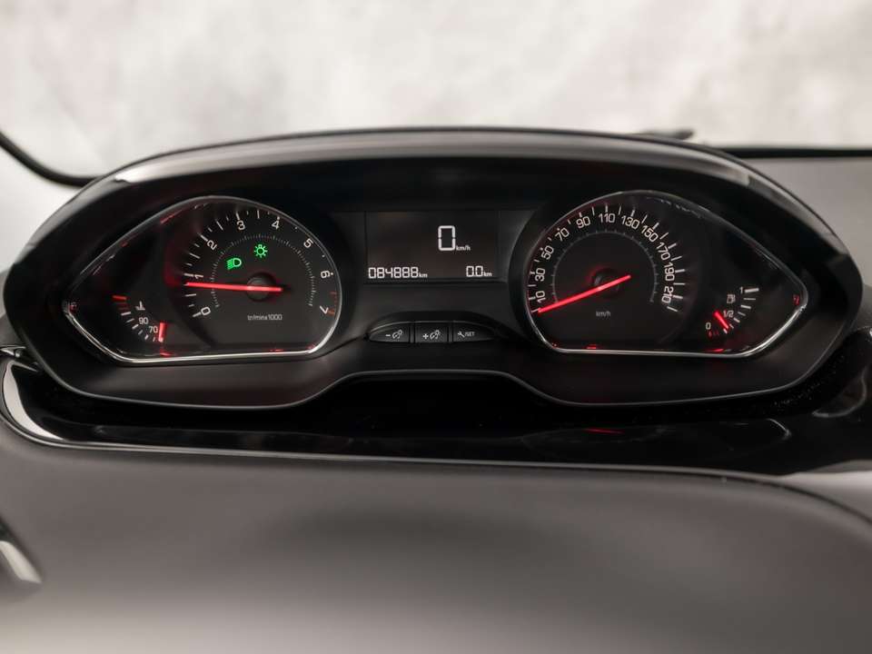 Peugeot 208 - Imagem 19