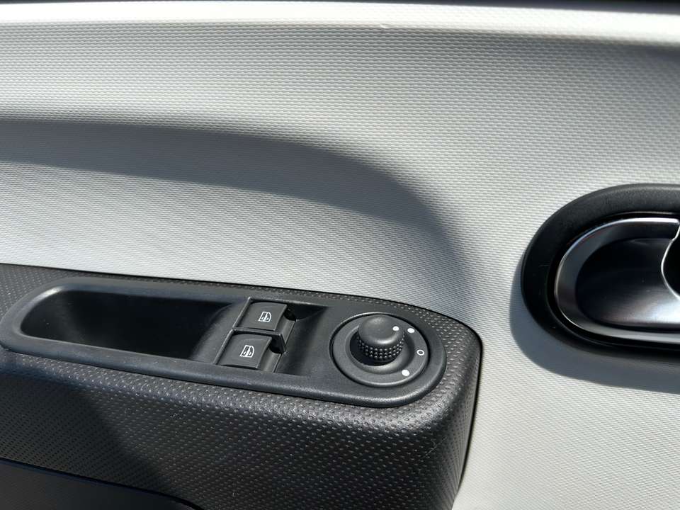 Renault Twingo - Imagem 11