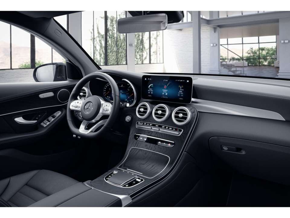 Mercedes-Benz GLC 300 - Imagem 12