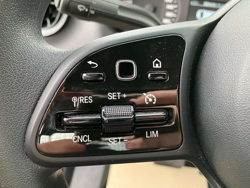 Mercedes-Benz Sprinter - Imagem 12