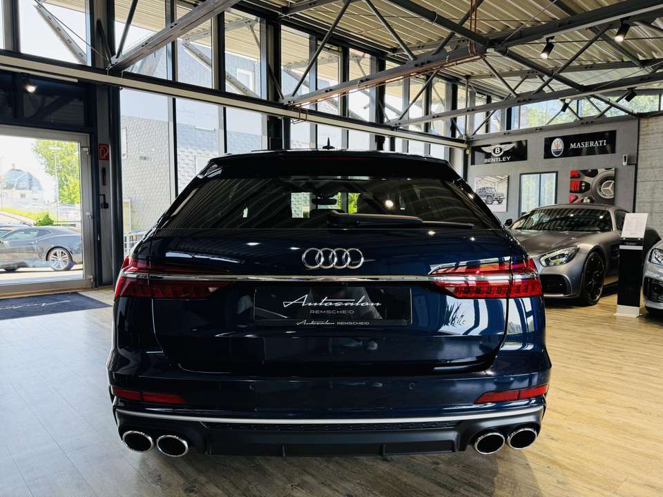 Audi S6 - Imagem 5