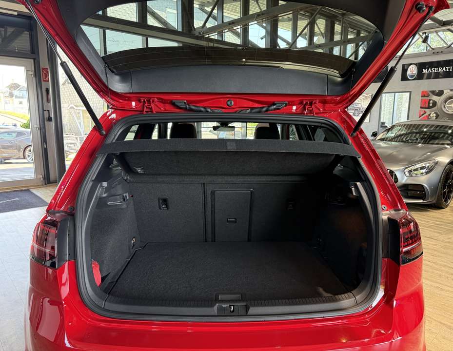 Volkswagen Golf - Imagem 12