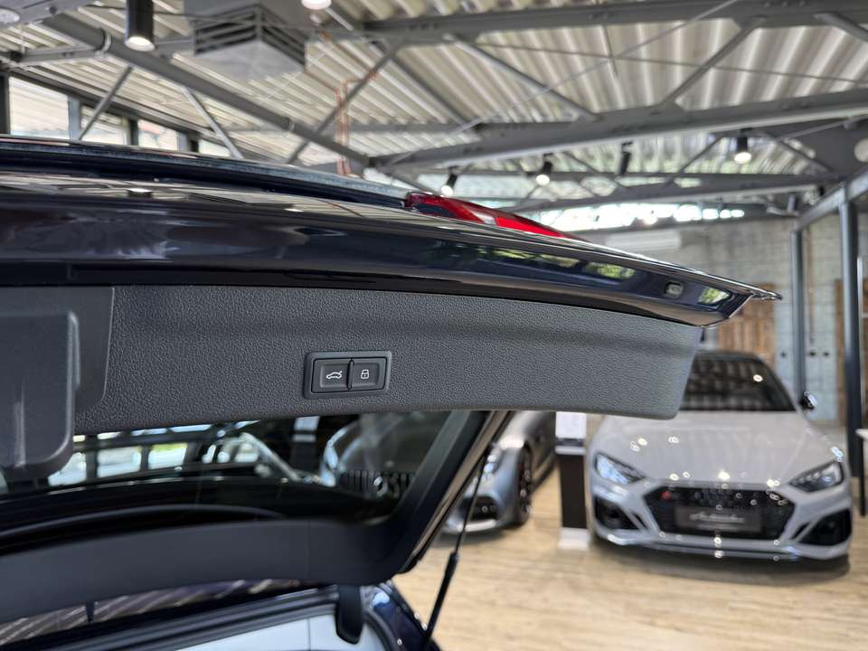 Audi S6 - Imagem 12