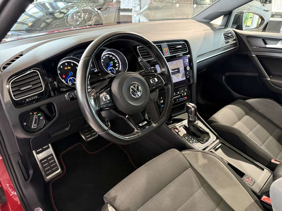 Volkswagen Golf - Imagem 13