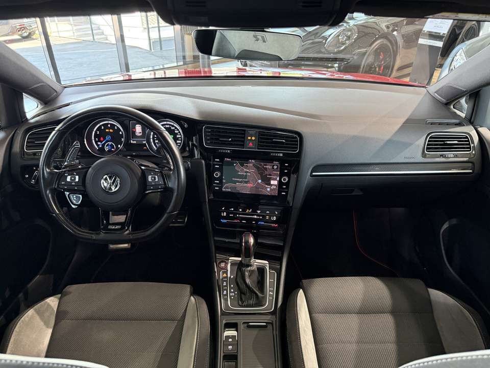 Volkswagen Golf - Imagem 14
