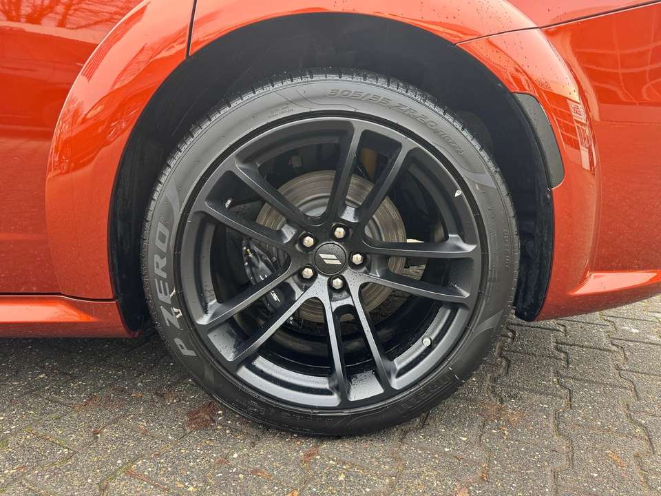 Dodge Charger - Imagem 13
