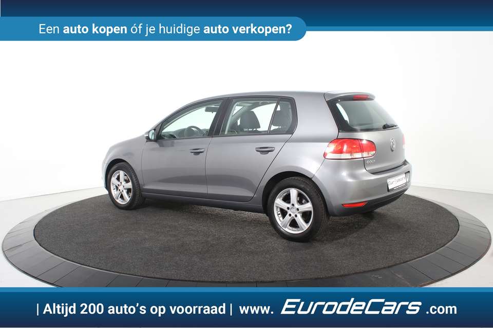 Volkswagen Golf - Imagem 8