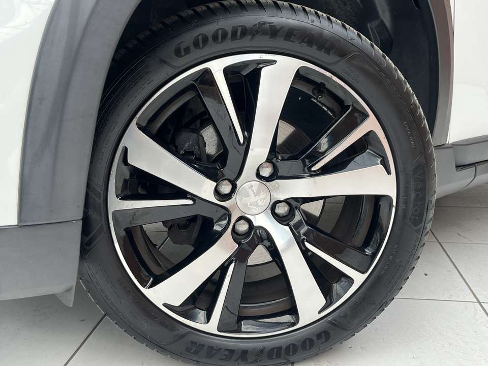 Peugeot 2008 - Imagem 4