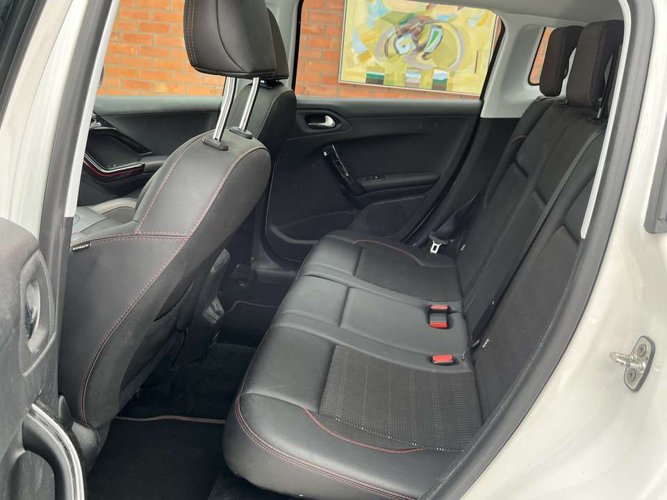 Peugeot 2008 - Imagem 9