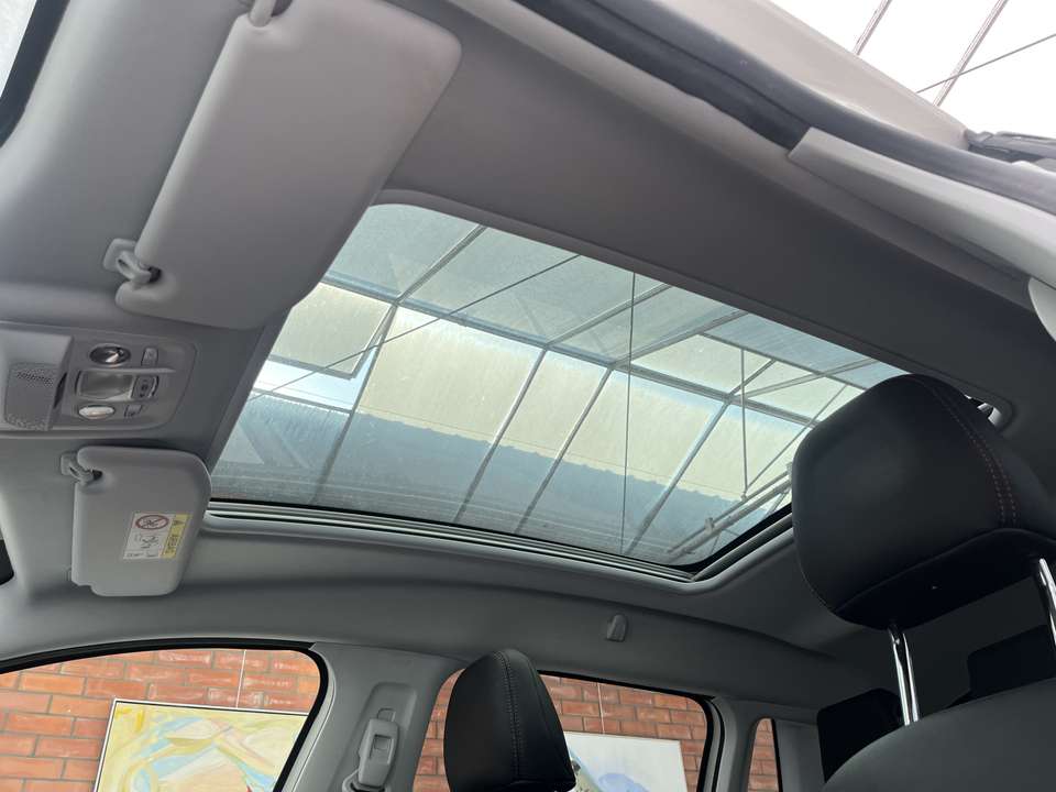 Peugeot 2008 - Imagem 18
