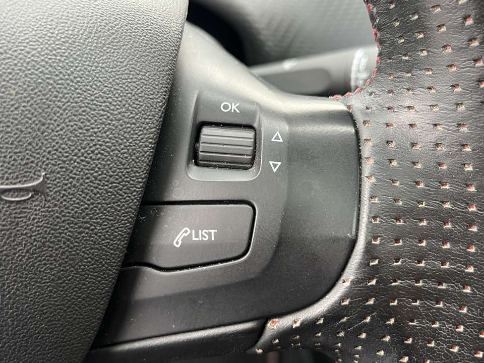 Peugeot 2008 - Imagem 19
