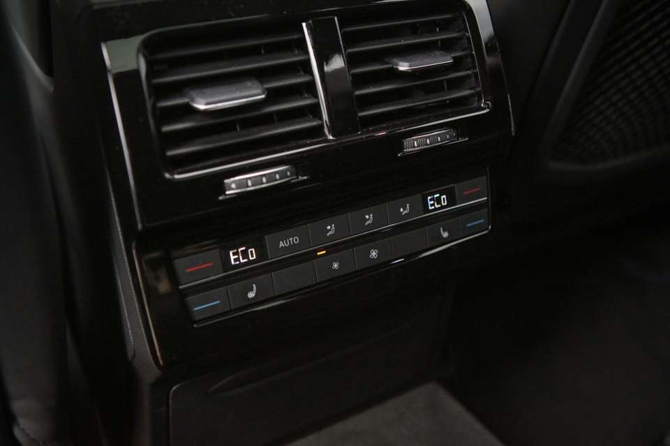 Volkswagen Touareg - Imagem 8