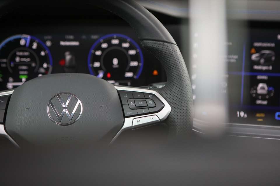 Volkswagen Touareg - Imagem 11