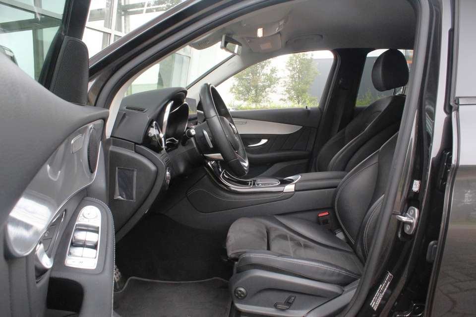 Mercedes-Benz GLC 200 - Imagem 12