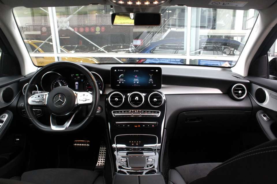 Mercedes-Benz GLC 200 - Imagem 15