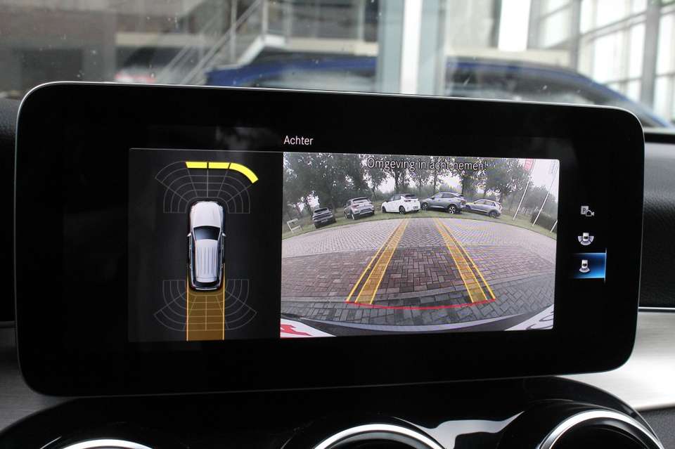 Mercedes-Benz GLC 200 - Imagem 19