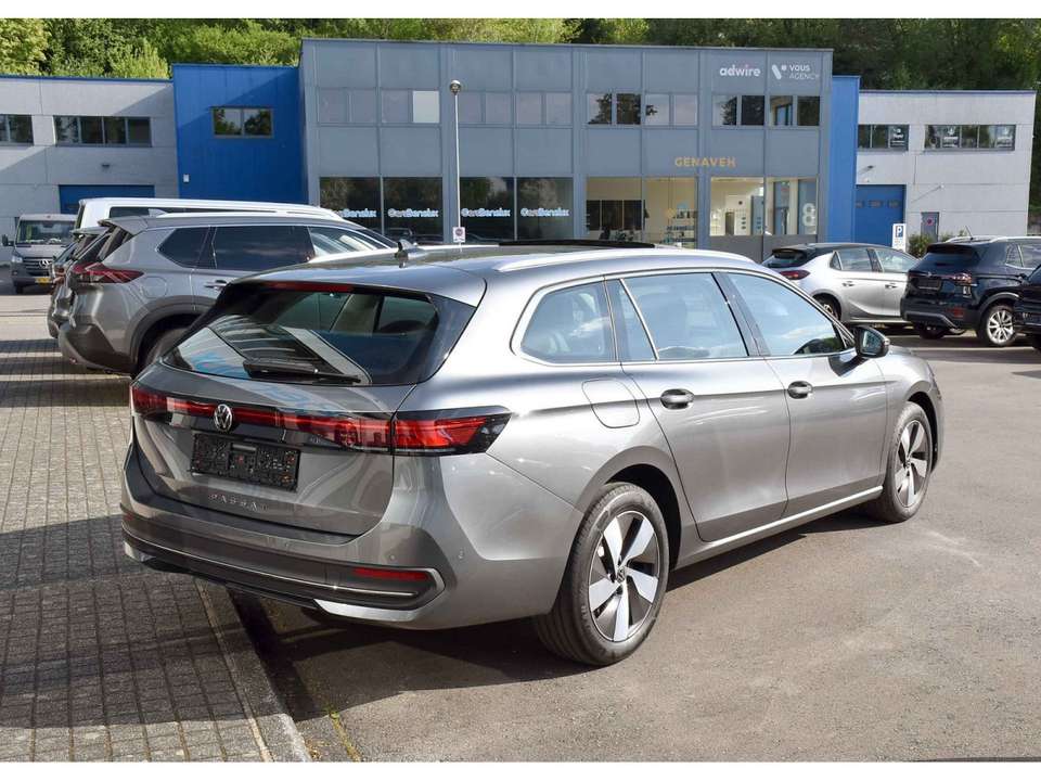 Volkswagen Passat Variant - Imagem 4